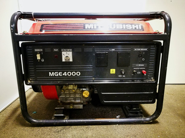 Mitsubishi MGE 4000 Agrekaaatti